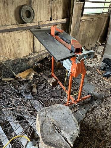 Electric log splitter - log, splitter,